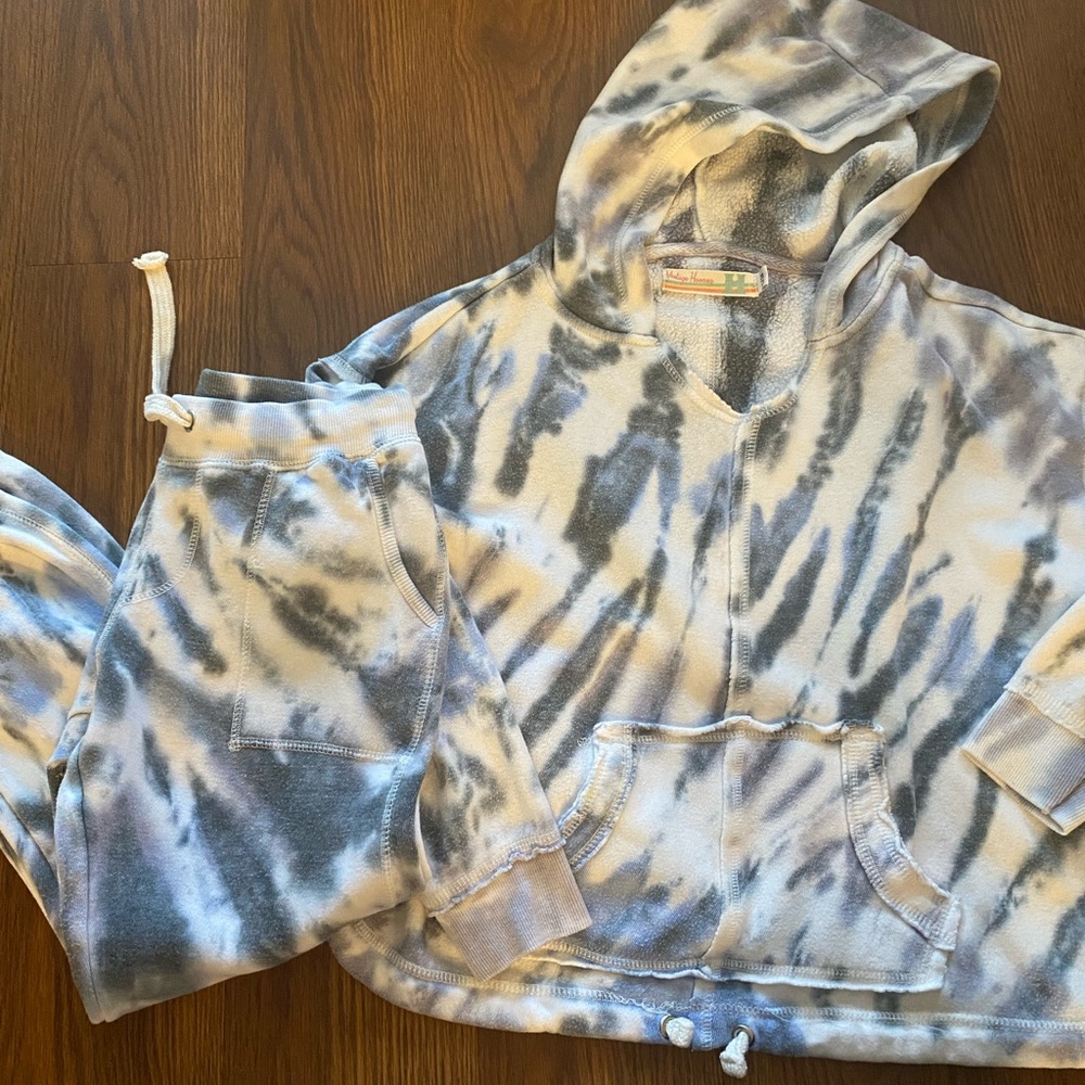 Vintage Havana matching sweat set!